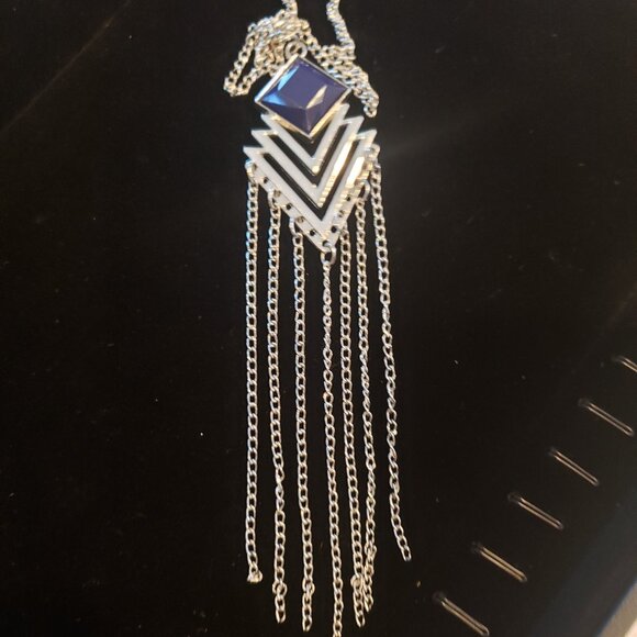 Boho 1980's 18" Silver Tone & Dark Purple Pendant w/ 7 tassels Necklace - Picture 7 of 13